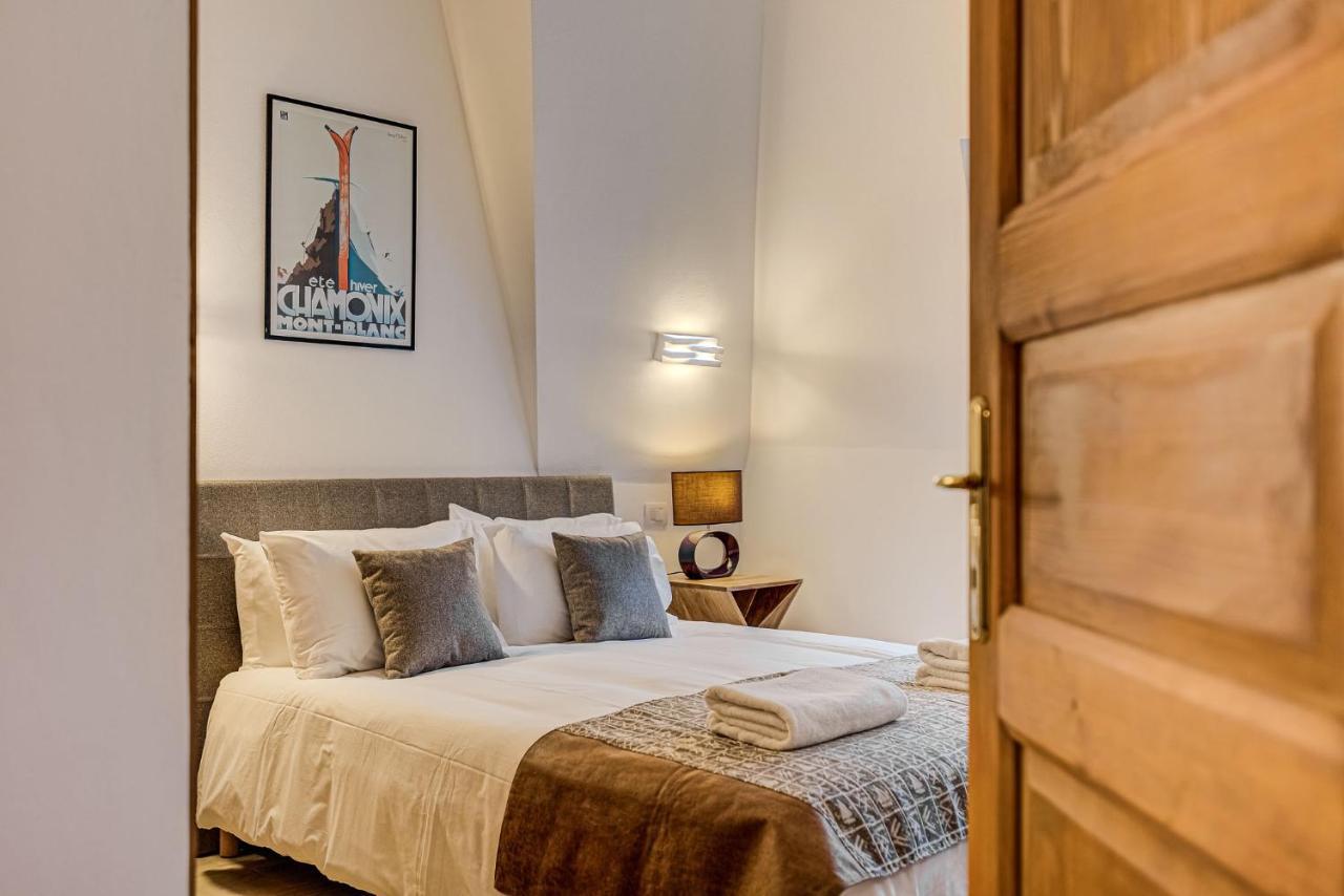 Apartment Alpes V - Alpes Travel - Central Chamonix - Sleeps 5 Екстериор снимка